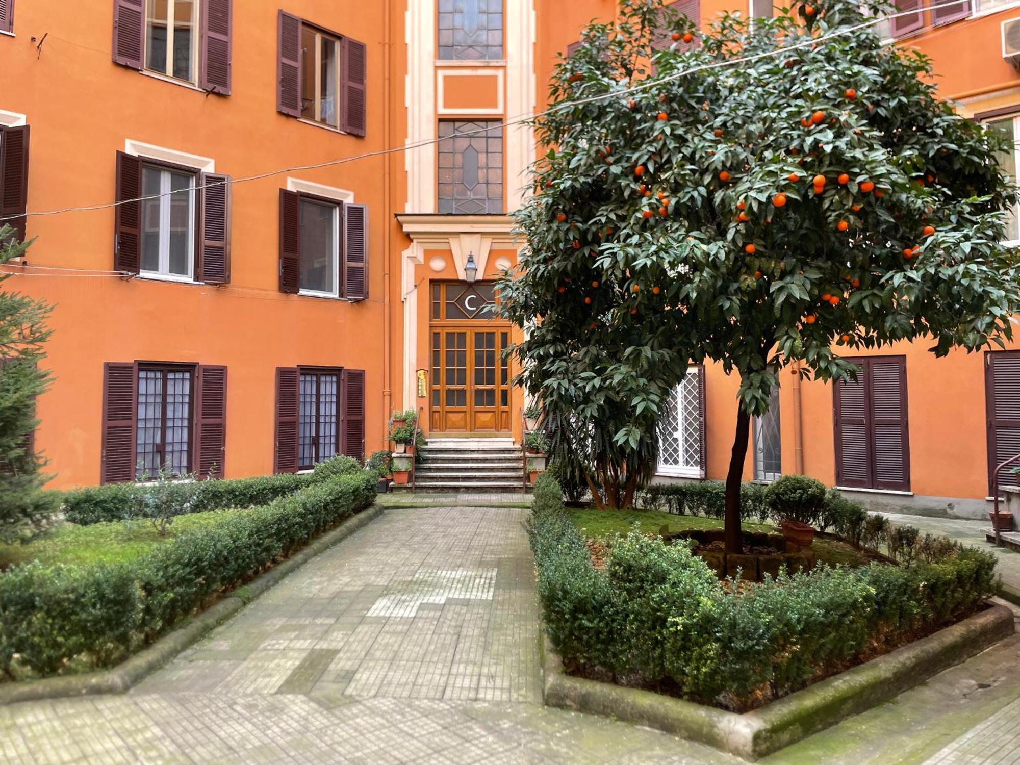 La Corte Di Merlino - Di Pregio Appartement Rome